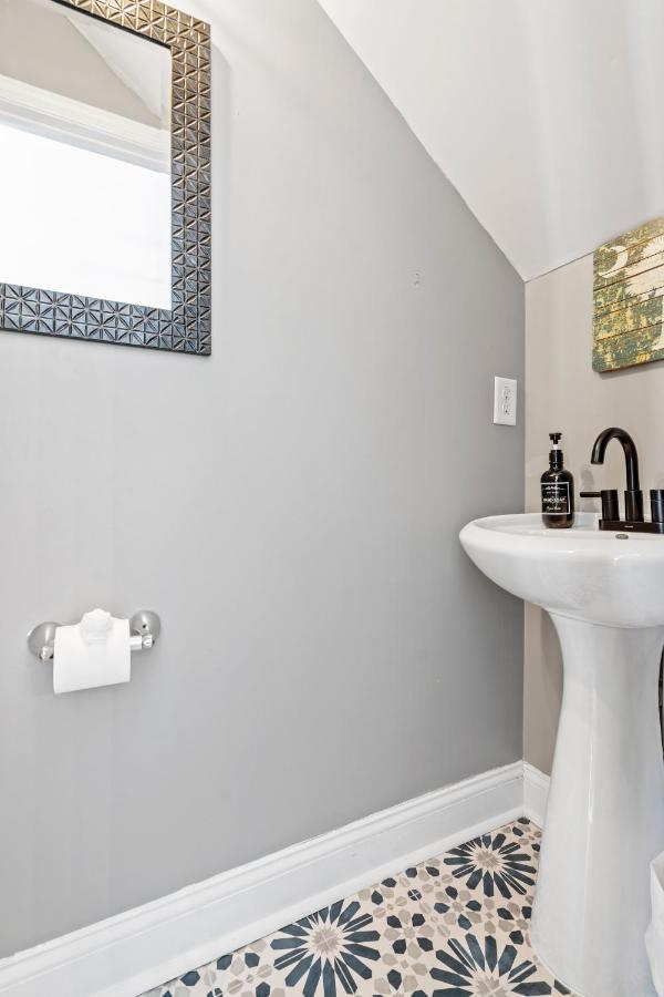 צ'רלסטון ☆Live On The Water! Lake Palmetto Palm W/ Patio - 10Min To Downtown & Beaches☆ מראה חיצוני תמונה