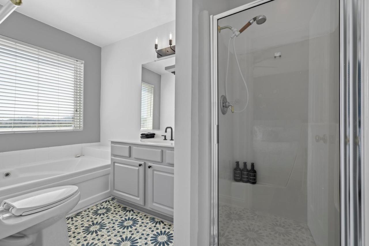 צ'רלסטון ☆Live On The Water! Lake Palmetto Palm W/ Patio - 10Min To Downtown & Beaches☆ מראה חיצוני תמונה